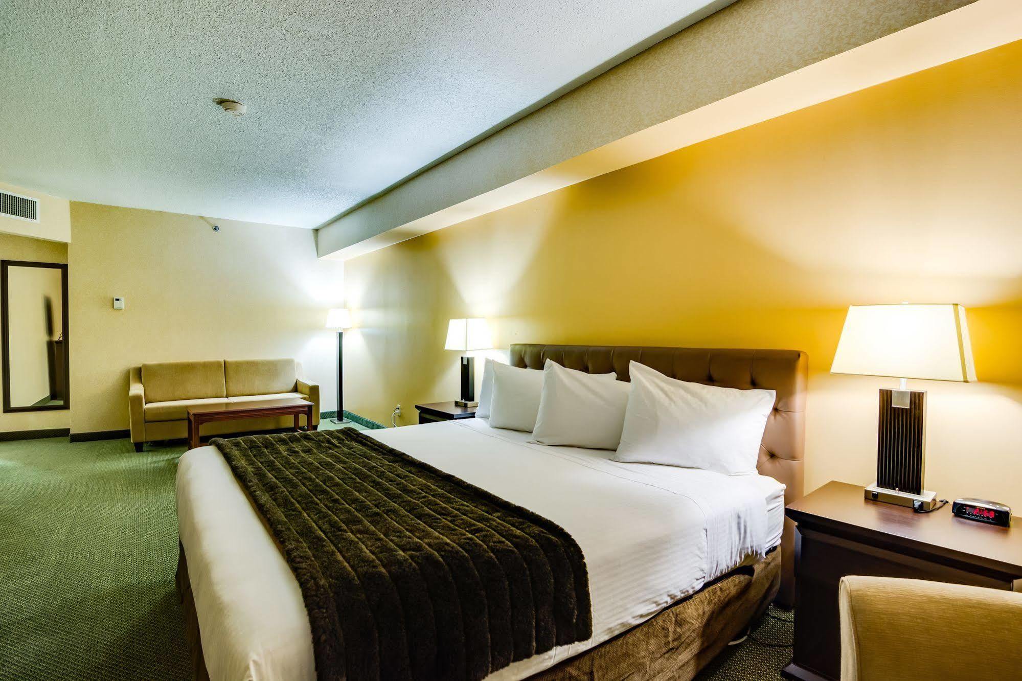 Sawridge Inn And Conference Centre Edmonton South Esterno foto