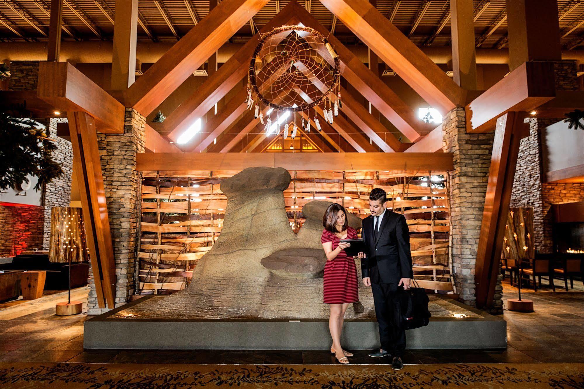 Sawridge Inn And Conference Centre Edmonton South Esterno foto